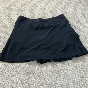 Black lululemon pace setter skirt